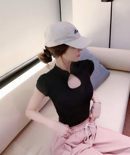 【肉包不吃肉】《师父天天在作死》作者：肉包不吃肉（共忠号：?图颜社）